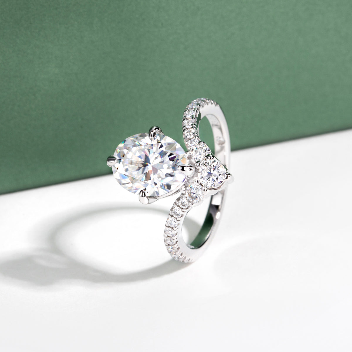 S925 Sterling Silver Oval Moissanite Wedding Ring