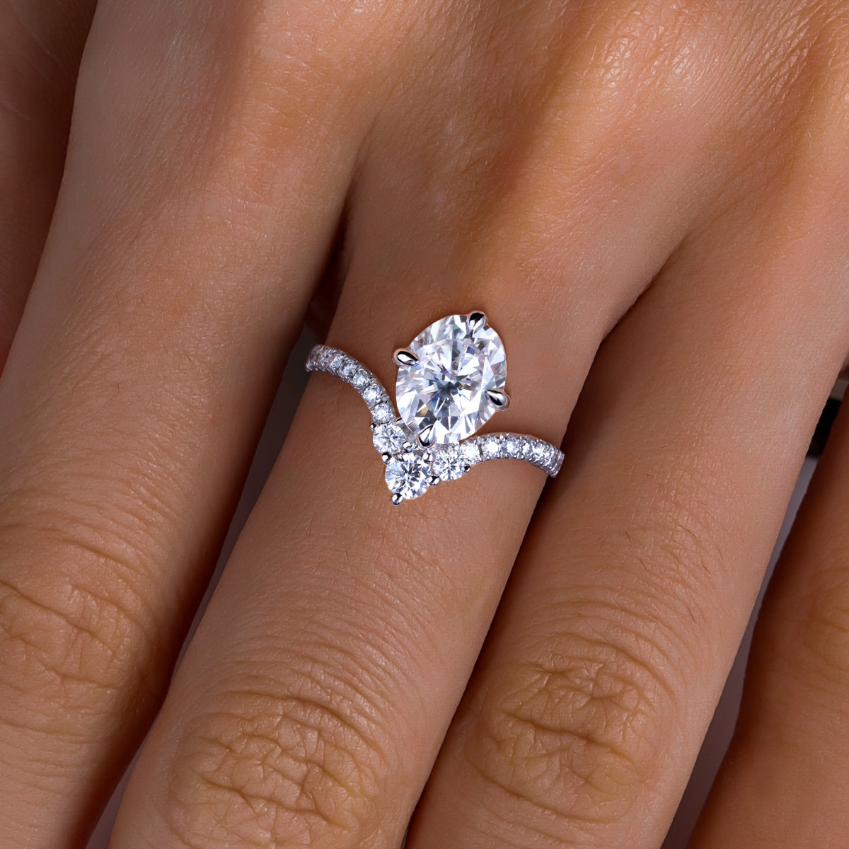 S925 Sterling Silver Oval Moissanite Wedding Ring