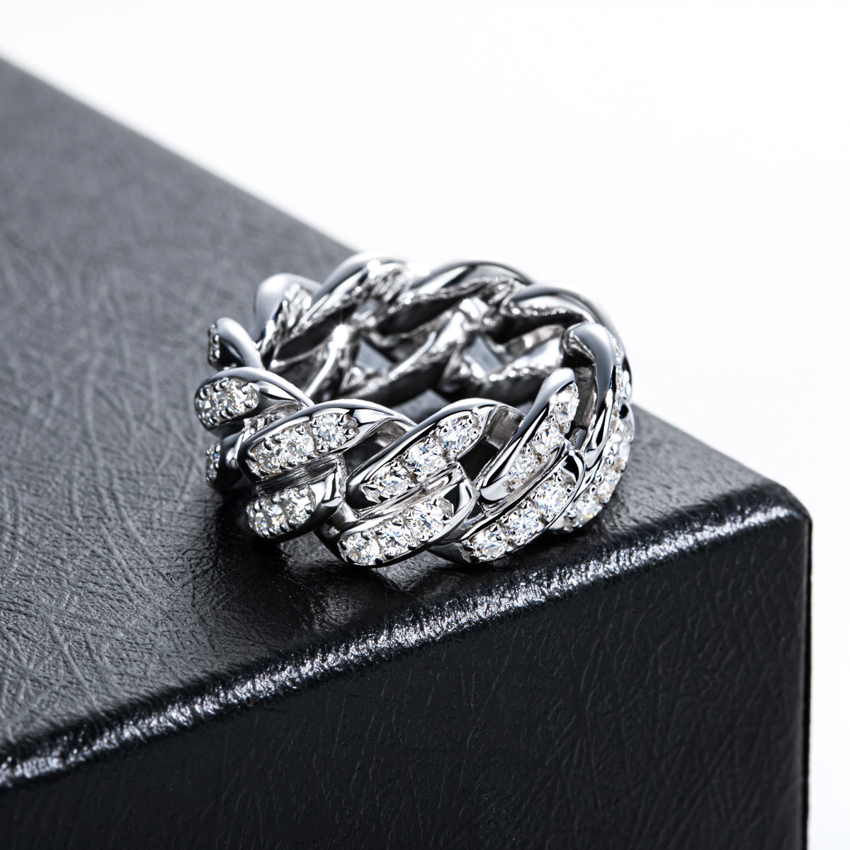 S925 Sterling‑Silver Full‑Band Denim‑Style Moissanite Ring （1.8ct）