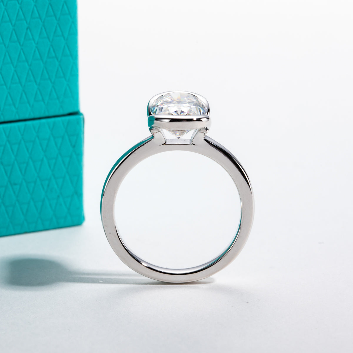 S925 Silver 3.0ct Oval Moissanite Special Edition Ring