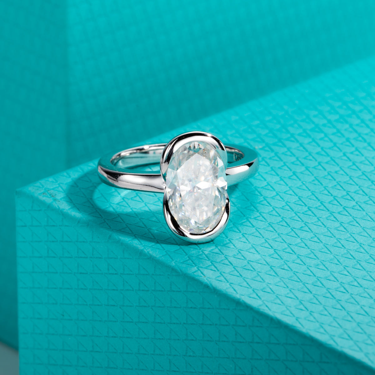 S925 Silver 3.0ct Oval Moissanite Special Edition Ring