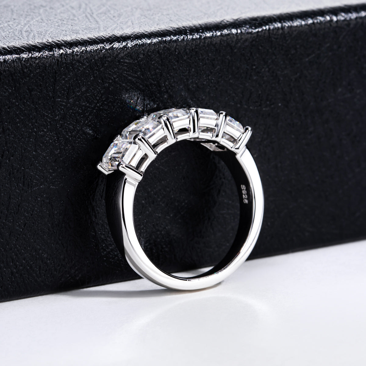 S925‑Silver Moissanite & Emerald Stack Band Ring