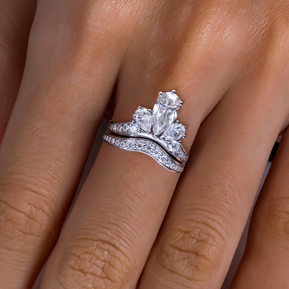 Teardrop‑Shaped Moissanite Crown Stackable Ring Set