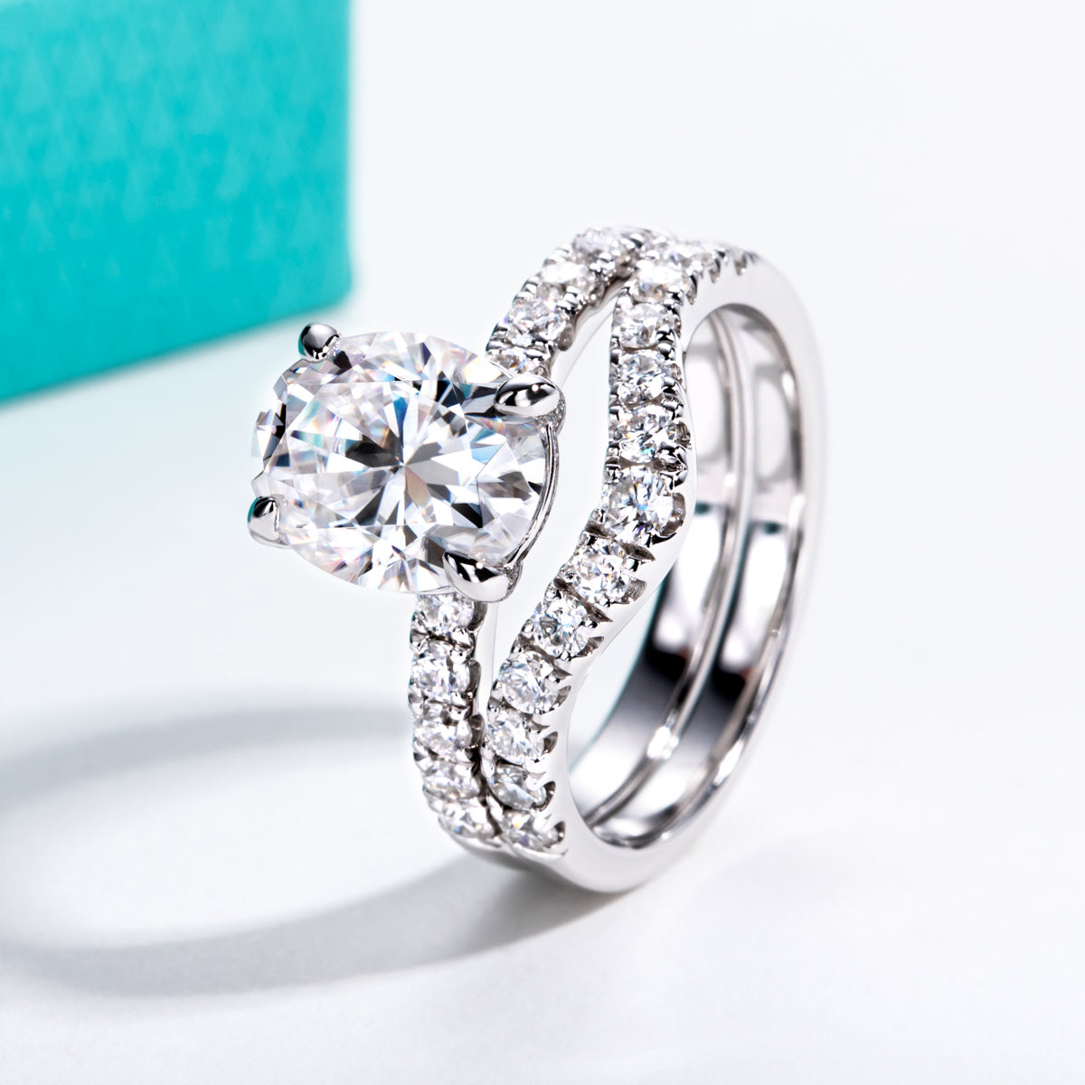 Oval‑Cut Moissanite Stackable Ring Set