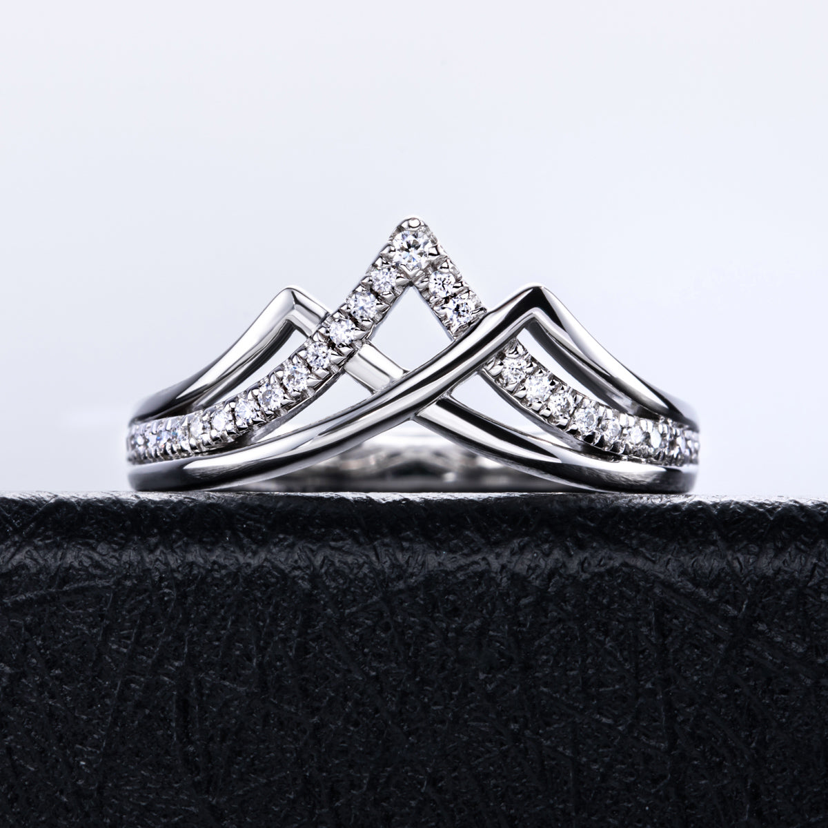 S925 Sterling‑Silver French‑Style V‑Shaped Moissanite Ring