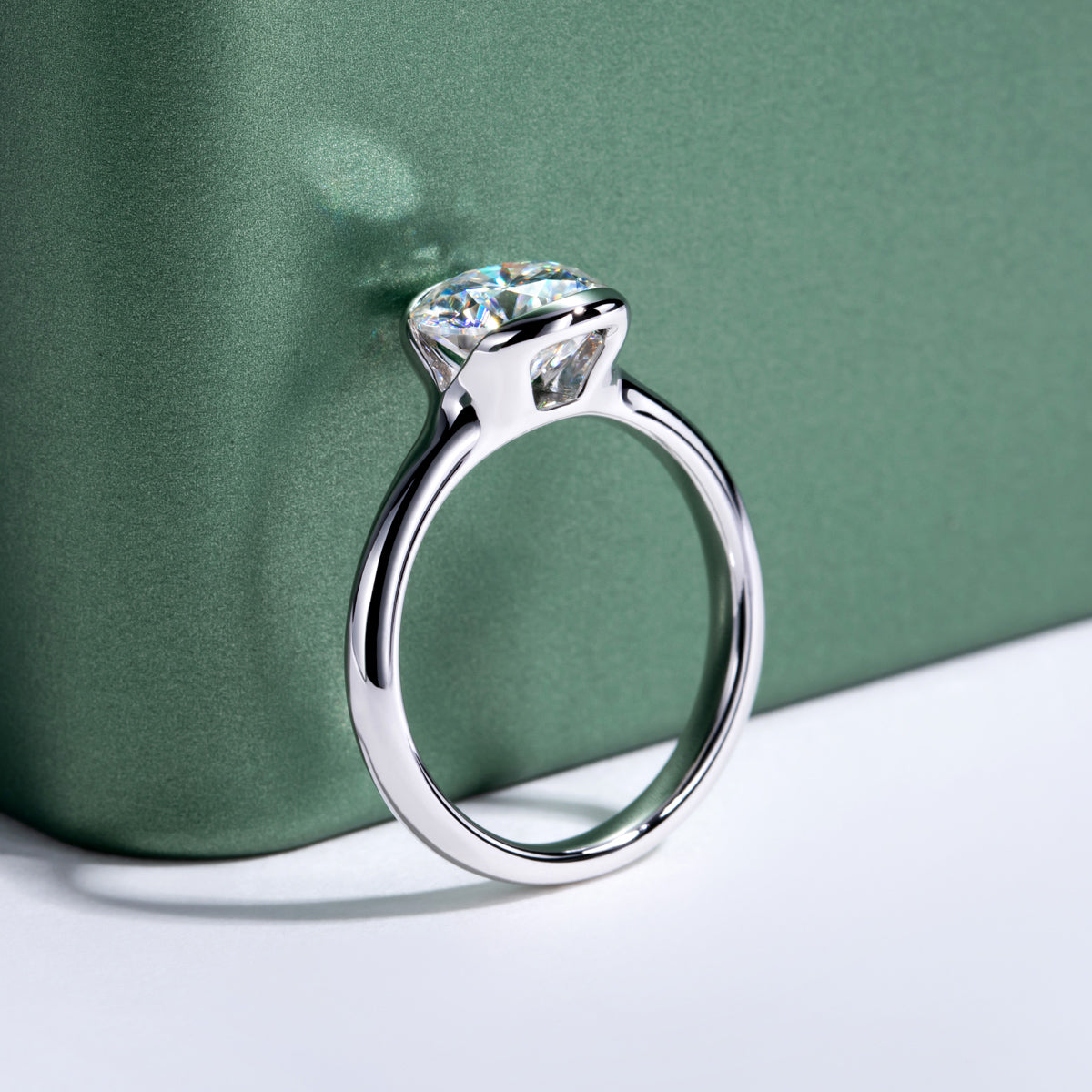 S925 Sterling‑Silver Round‑Cut 2.0CT Single‑Stone Moissanite Ring