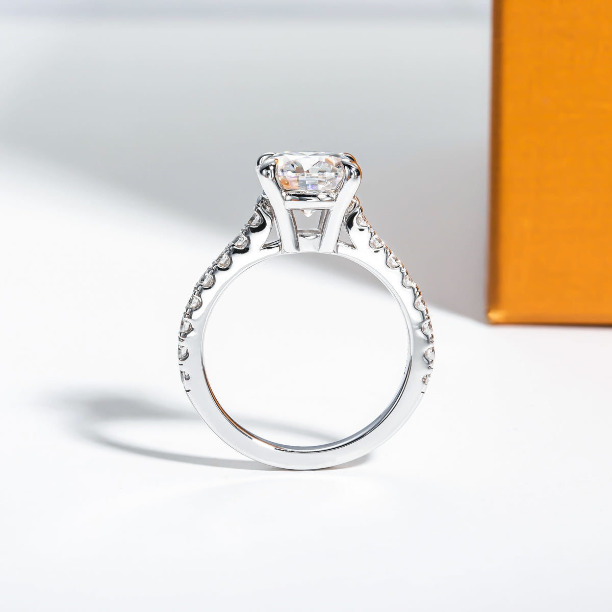 S925 Sterling Silver Women’s Round Center
