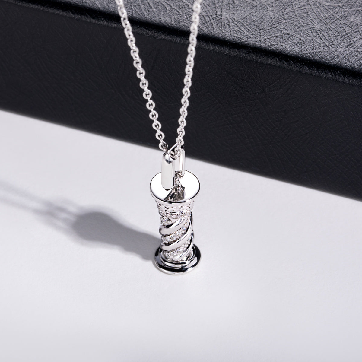 S925 Sterling Silver Full Paved Moissanite Roman Column Pendant