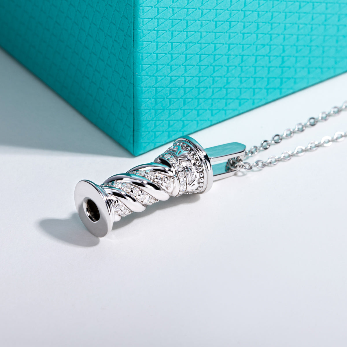 S925 Sterling Silver Full Paved Moissanite Roman Column Pendant