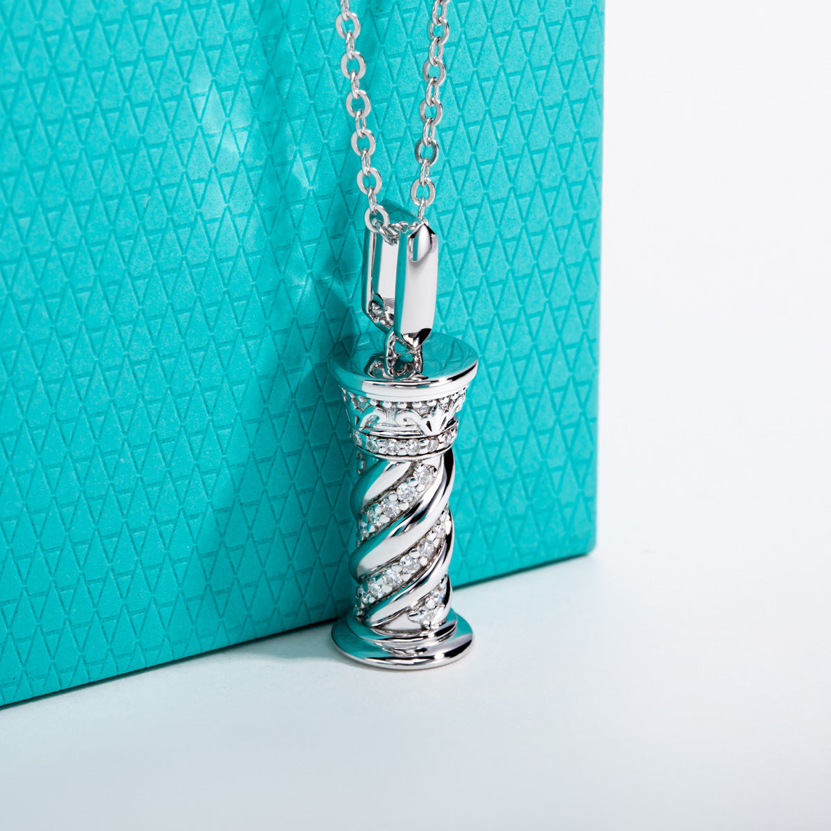 S925 Sterling Silver Full Paved Moissanite Roman Column Pendant