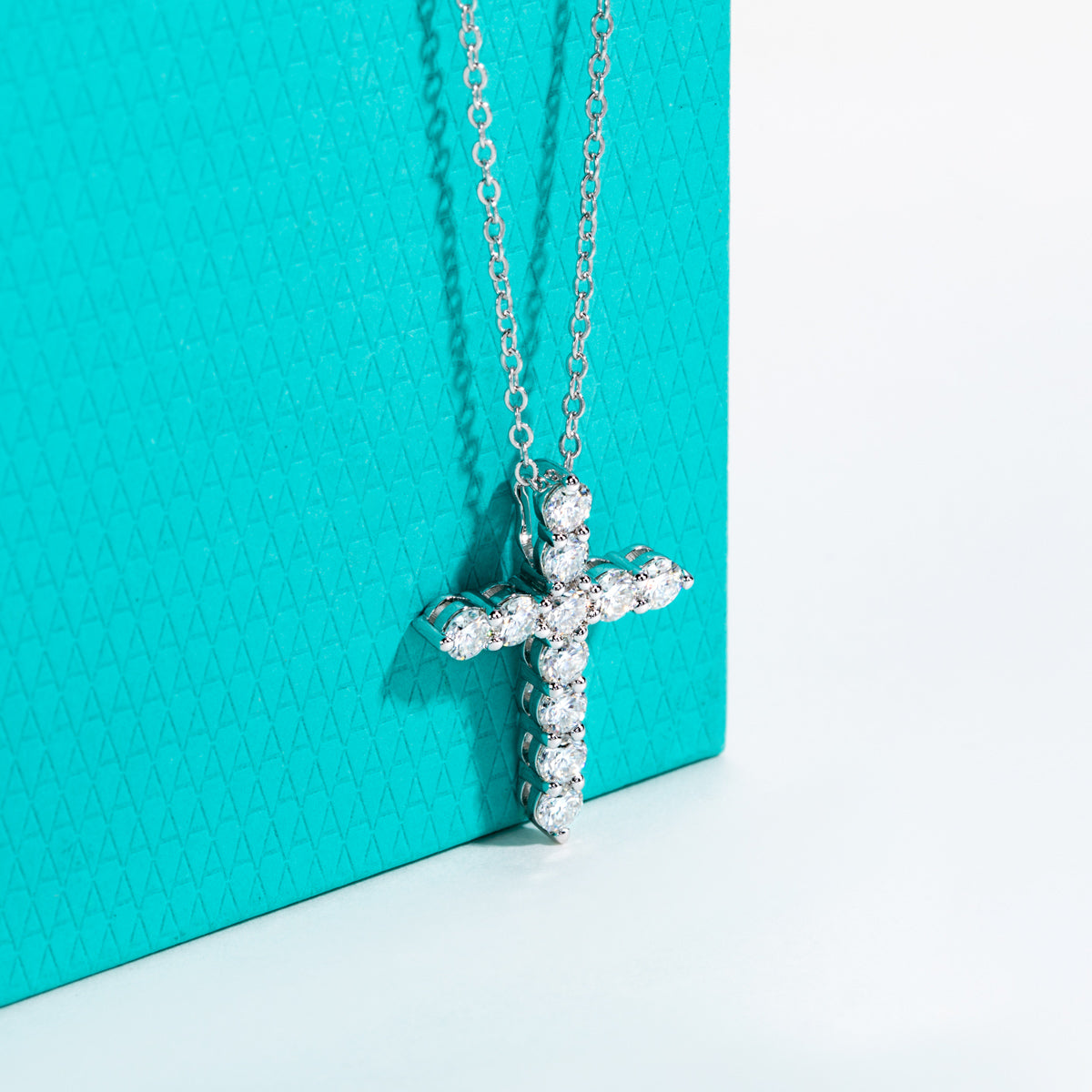 S925 Sterling Silver Full Paved Moissanite Cross Pendant