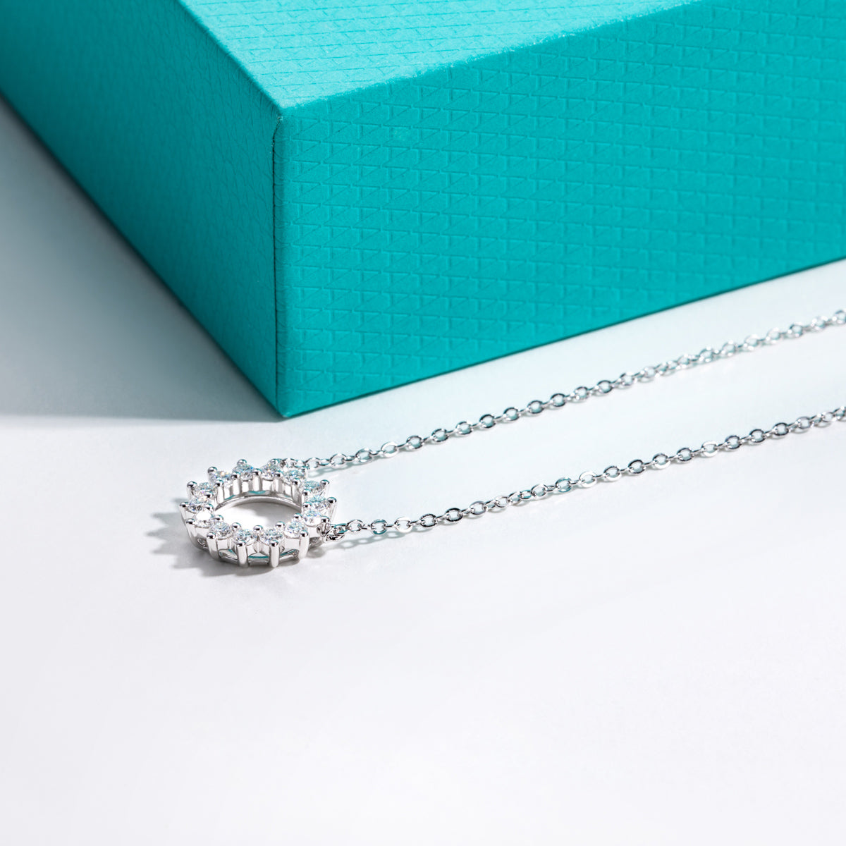 S925 Sterling Silver Hollow Circle Lock Inlaid Moissanite Pendant Necklace