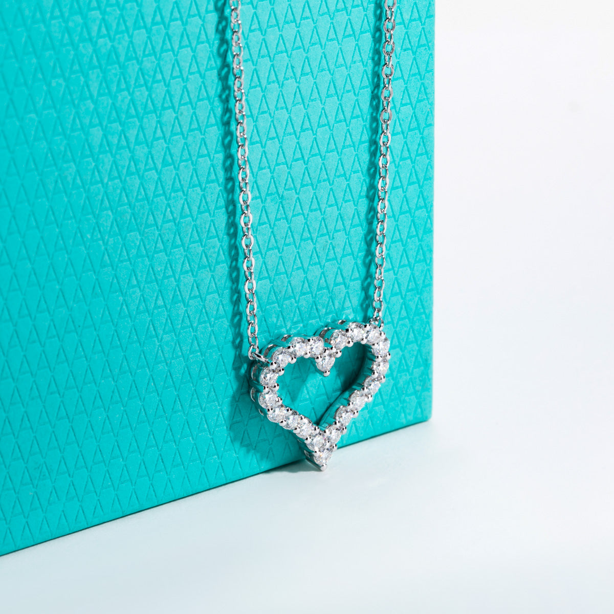 S925 Sterling Silver Full Moissanite Heart Clavicle Necklace