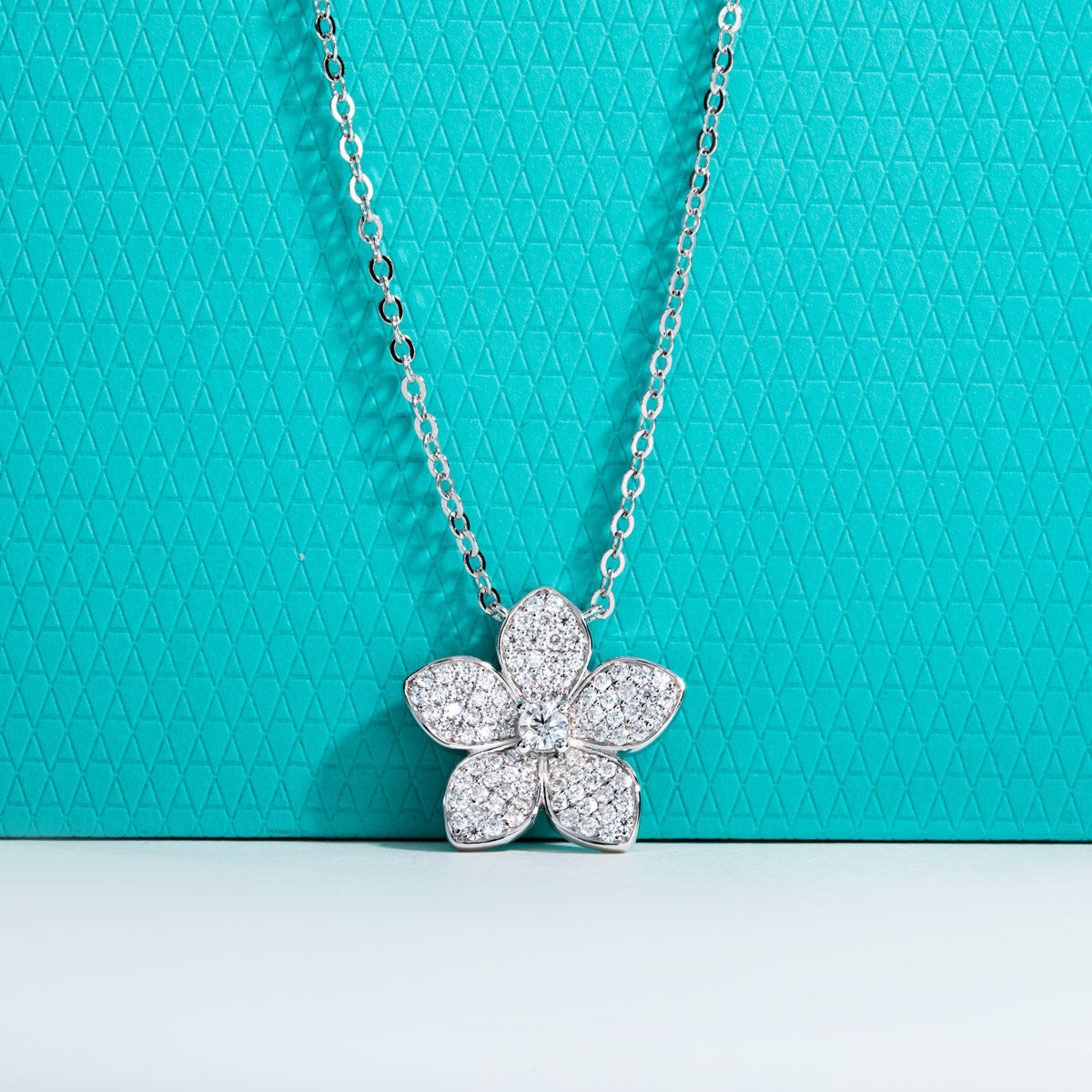 S925 Sterling Silver Moissanite Four-Leaf Clover Clavicle Necklace