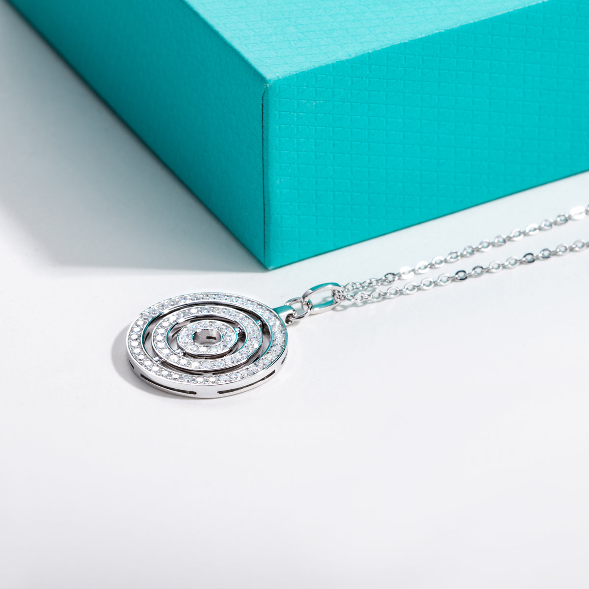 S925 Sterling Silver Moissanite Rotating Lucky Pendant