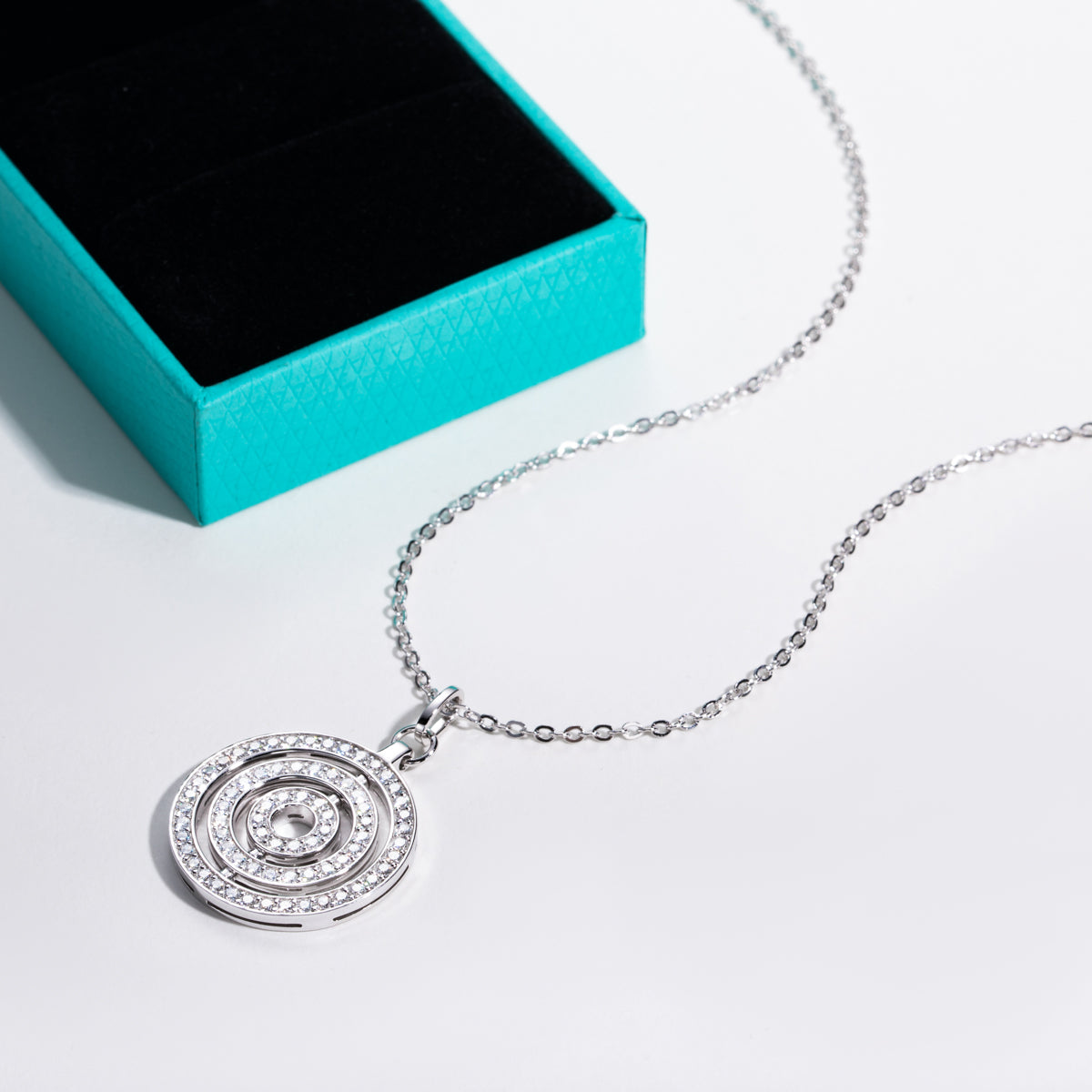 S925 Sterling Silver Moissanite Rotating Lucky Pendant