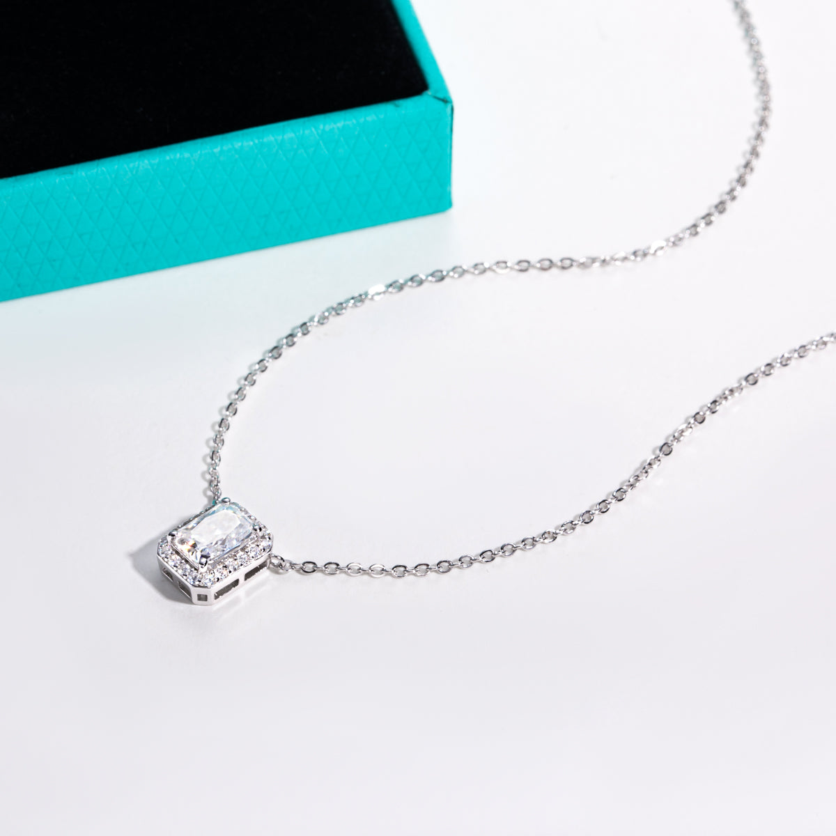 S925 Sterling Silver Radiant Cut 5×7mm Moissanite Clavicle Necklace
