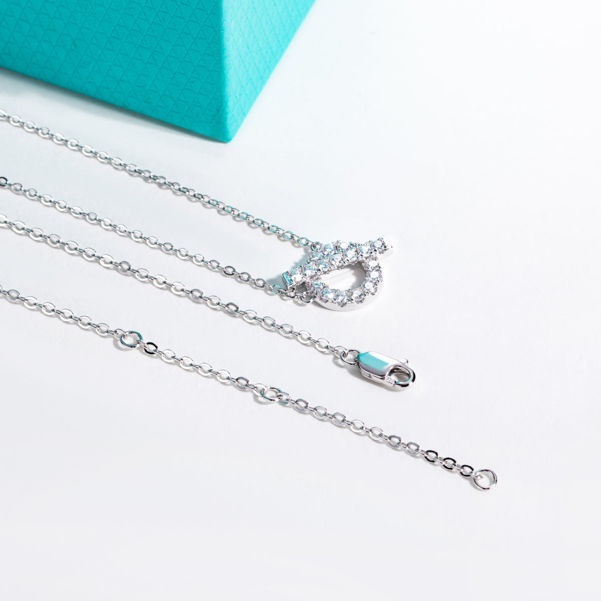 S925 Sterling Silver Full Paved Moissanite Small Q Clavicle Necklace