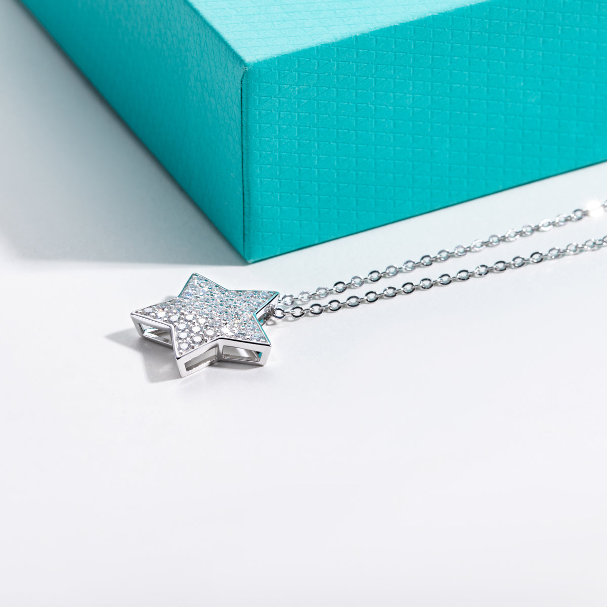 S925 Sterling Silver Paved Moissanite Star Pendant Necklace