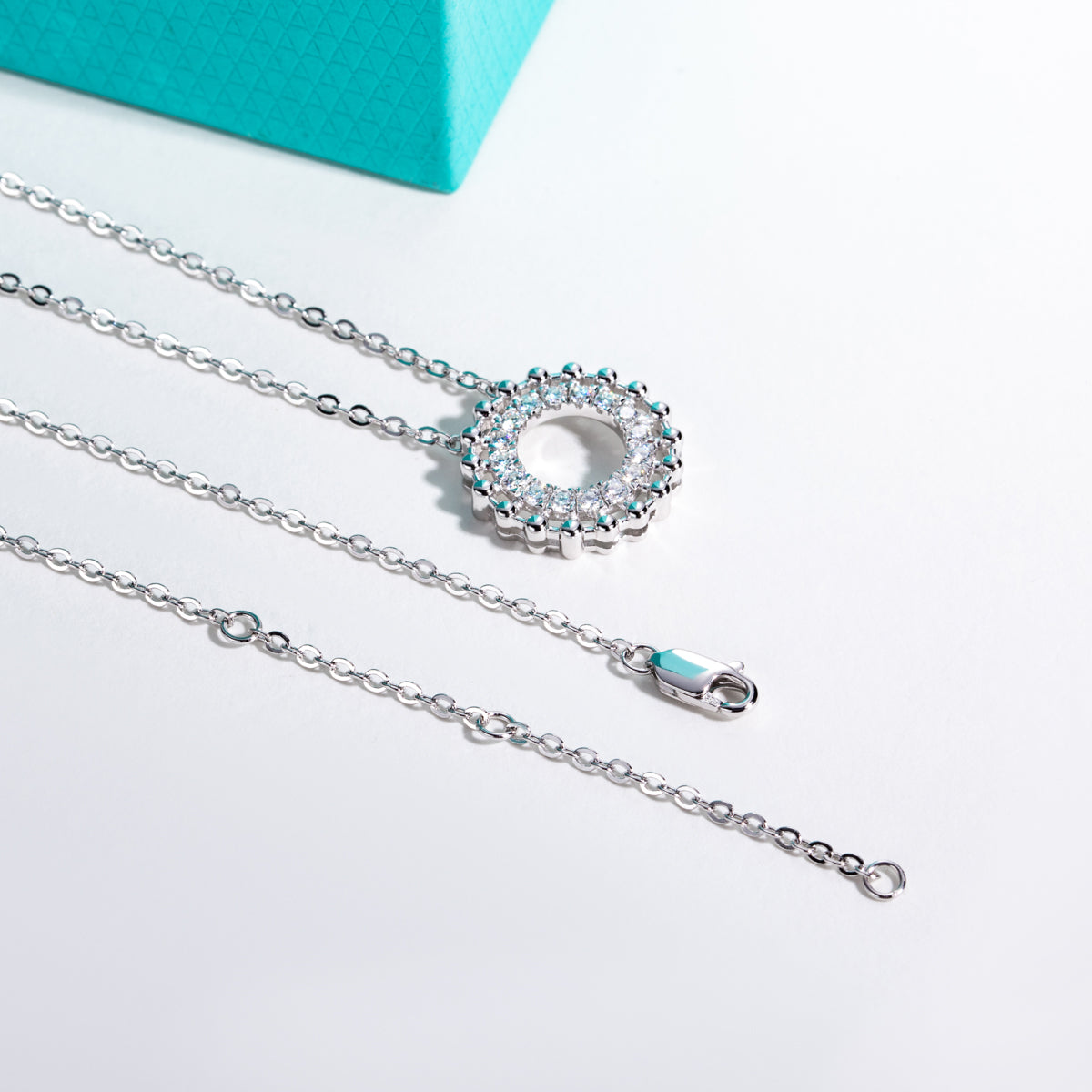 S925 Sterling Silver Moissanite Circle Choker Necklace