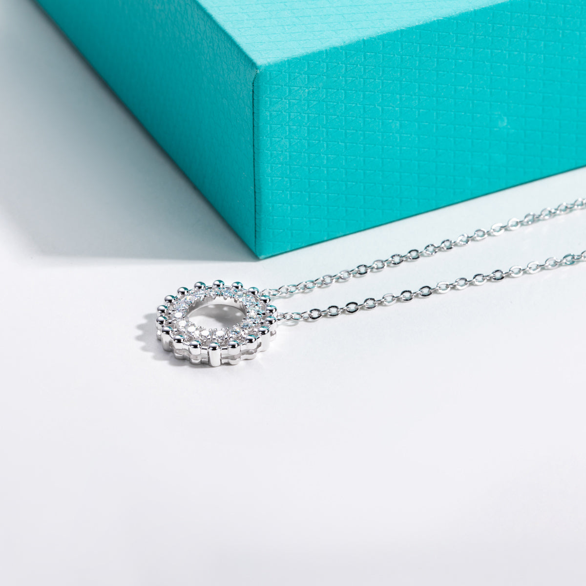 S925 Sterling Silver Moissanite Circle Choker Necklace