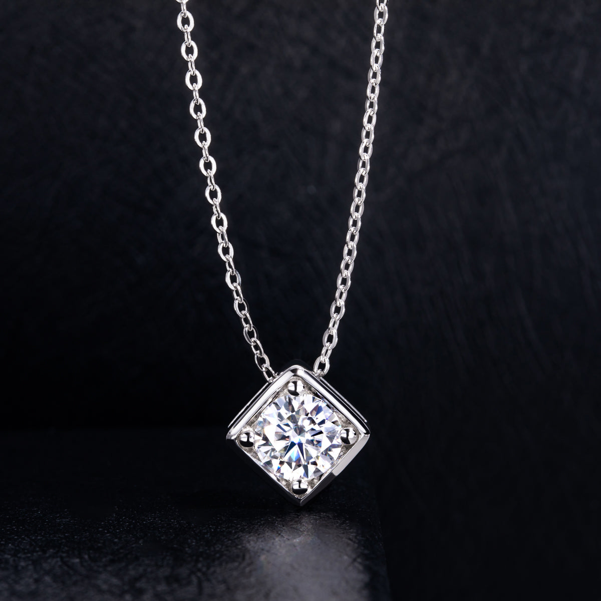 S925 Sterling Silver Moissanite Square Pendant Necklace