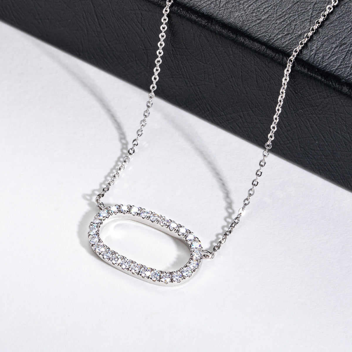 18K Gold Oval Moissanite Necklace