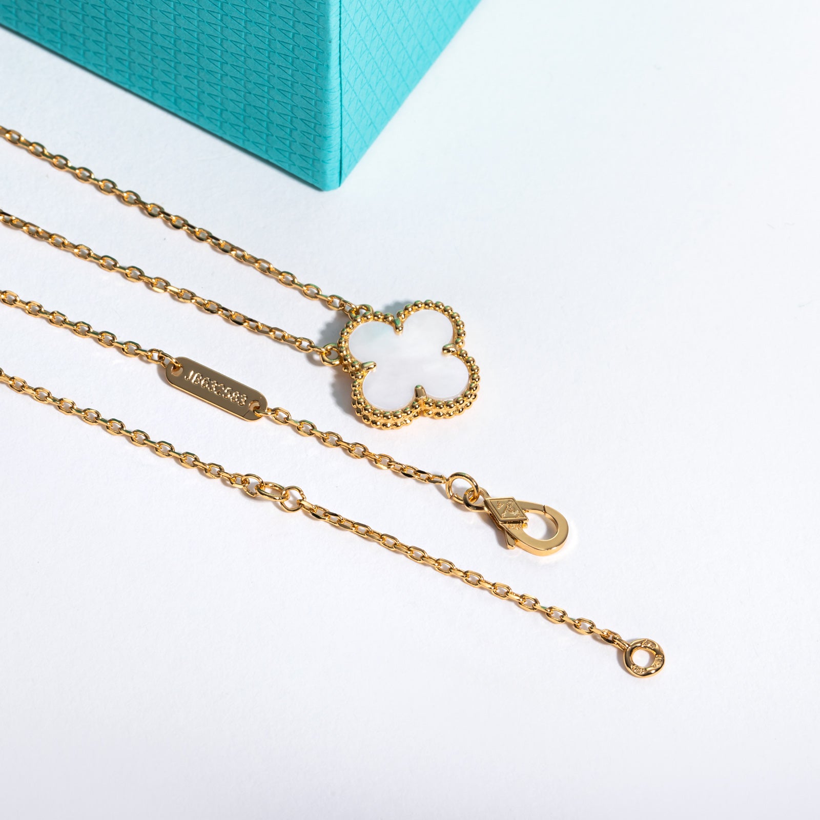 White Mother-of-Pearl Clover Lucky Necklace