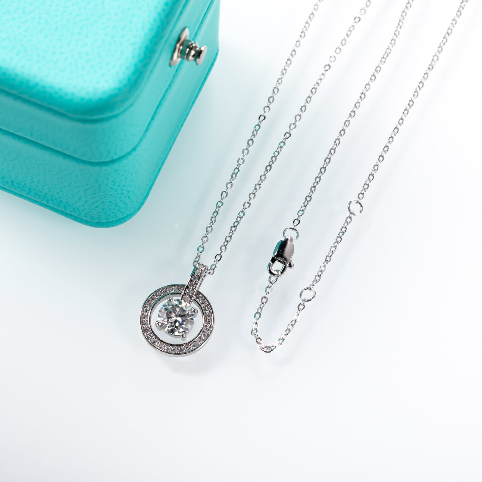 Round Cut Moissanite Halo Pendant Necklace