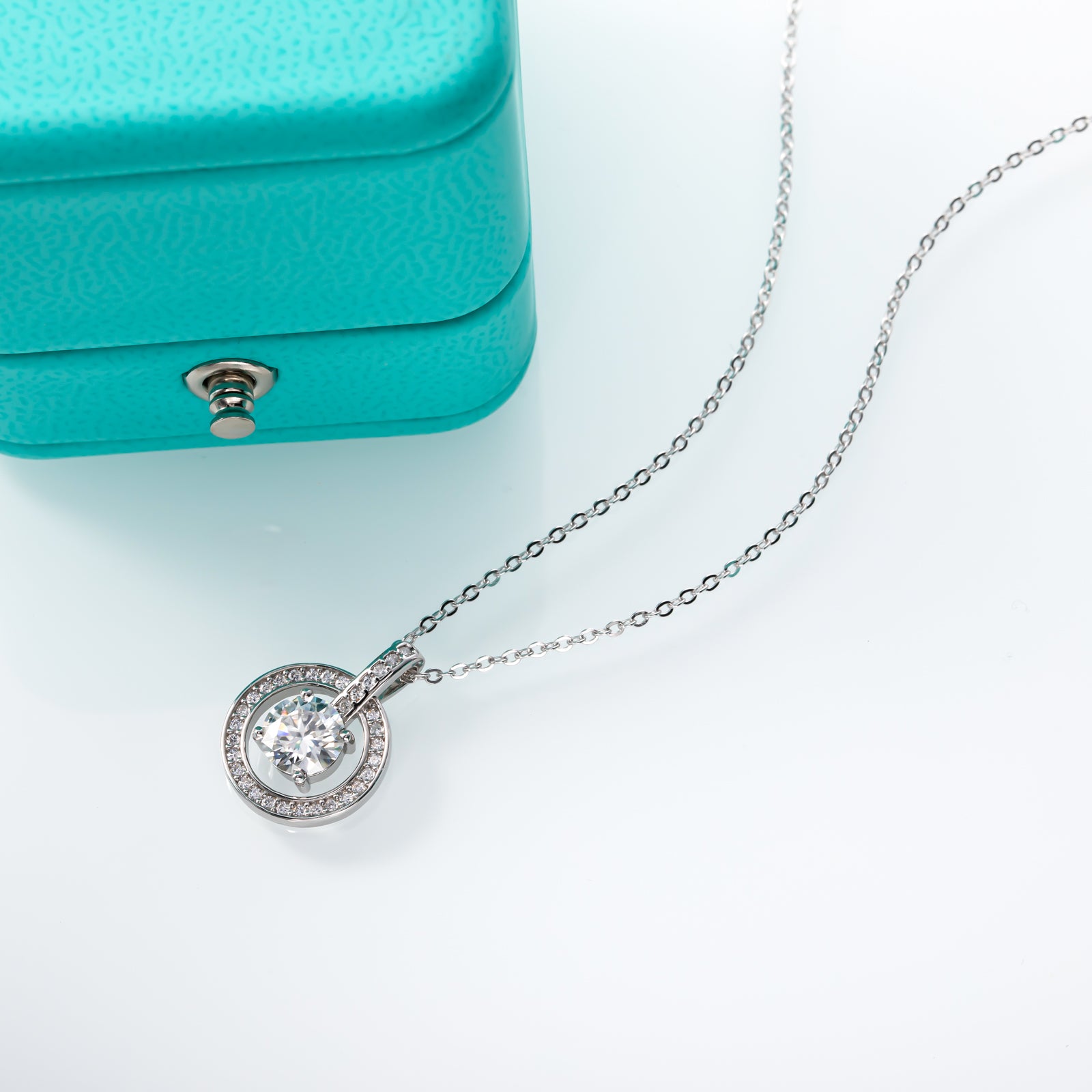 Round Cut Moissanite Halo Pendant Necklace