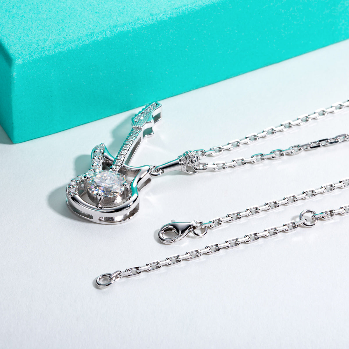 S925 Sterling Silver Moissanite Guitar Microphone Necklace