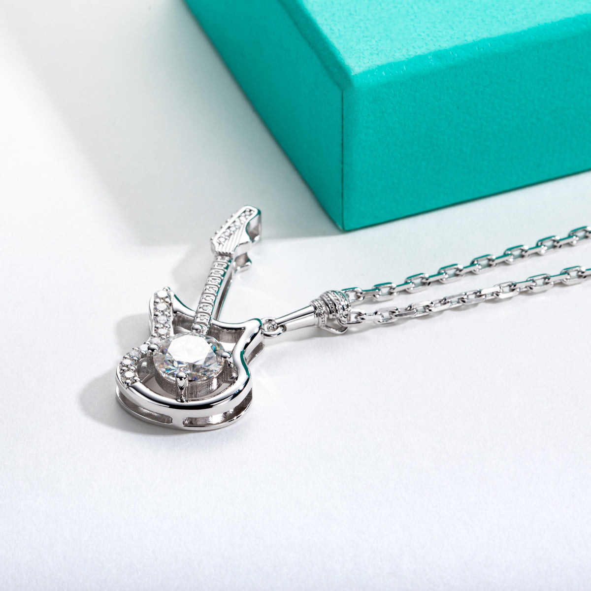 S925 Sterling Silver Moissanite Guitar Microphone Necklace
