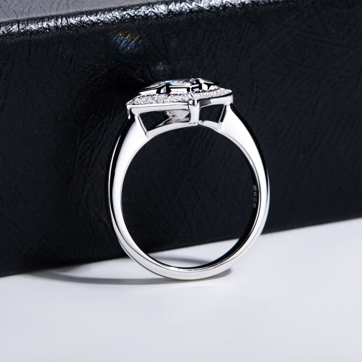 S925‑Silver 2.0CT Princess‑Cut Moissanite Lily‑Grass Ring