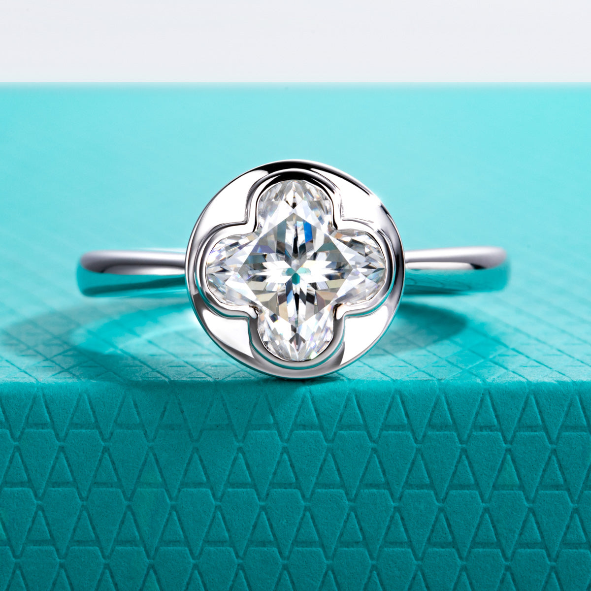 S925‑Silver 4‑Leaf‑Clover‑Cut Moissanite Ring, 2.0 CT