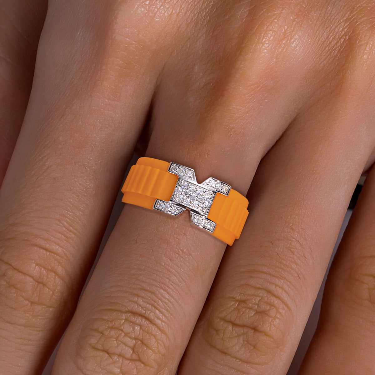 S925 Sterling Silver Round Micro Pave Moissanite Silicone Ring