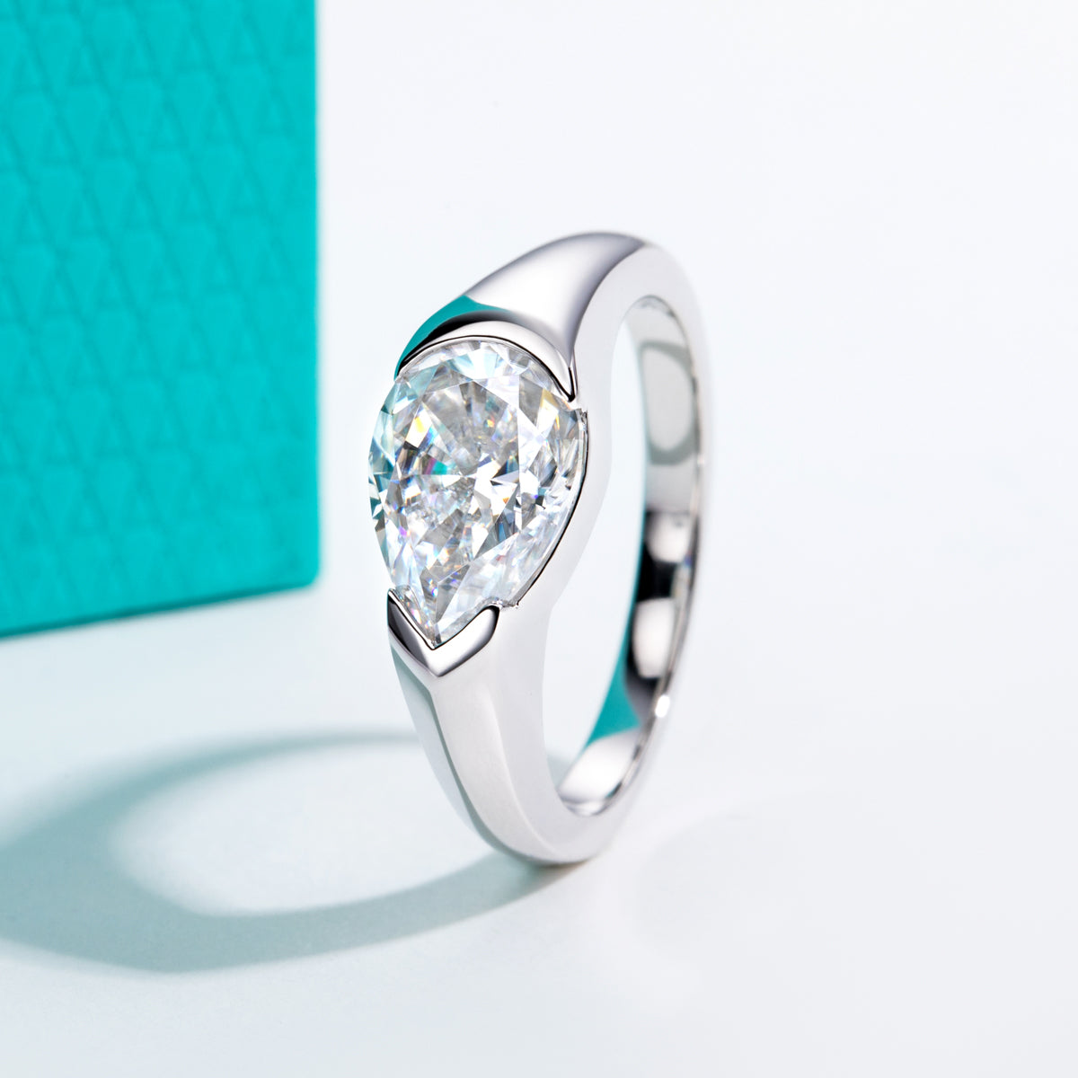 S925‑Silver 2.5‑Carat Pear‑Shaped Moissanite Ring