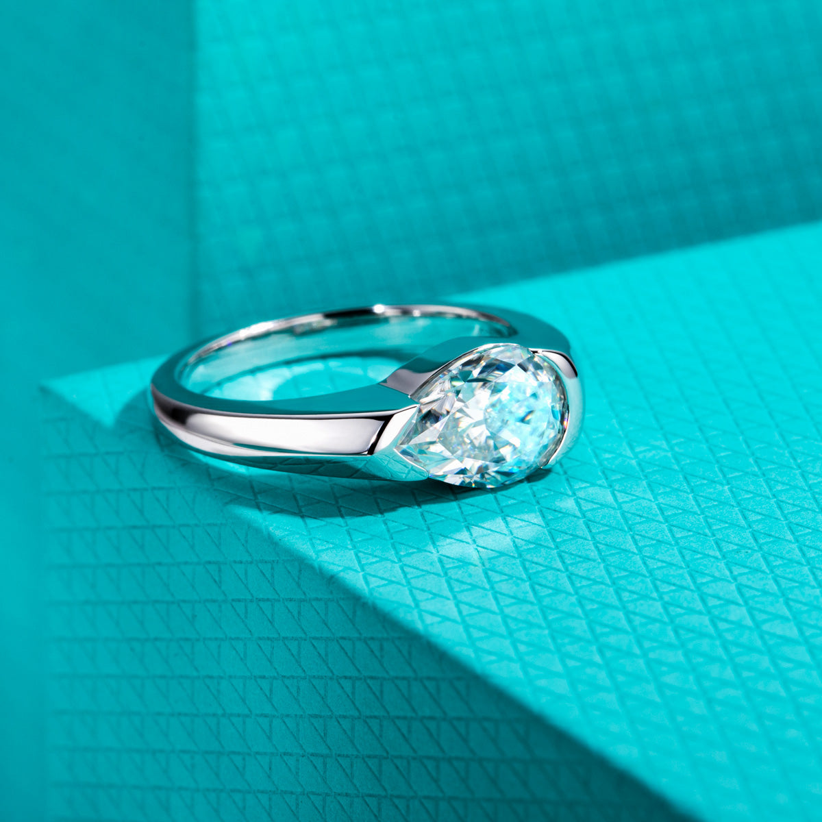 S925‑Silver 2.5‑Carat Pear‑Shaped Moissanite Ring
