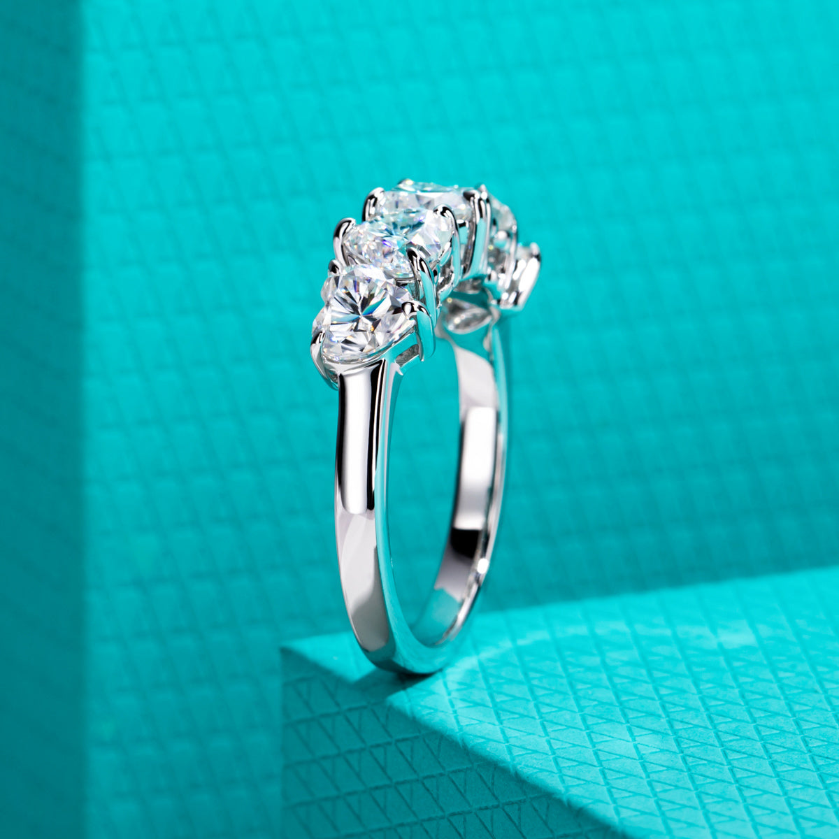 S925 Sterling Silver Five-Stone Heart Moissanite Ring