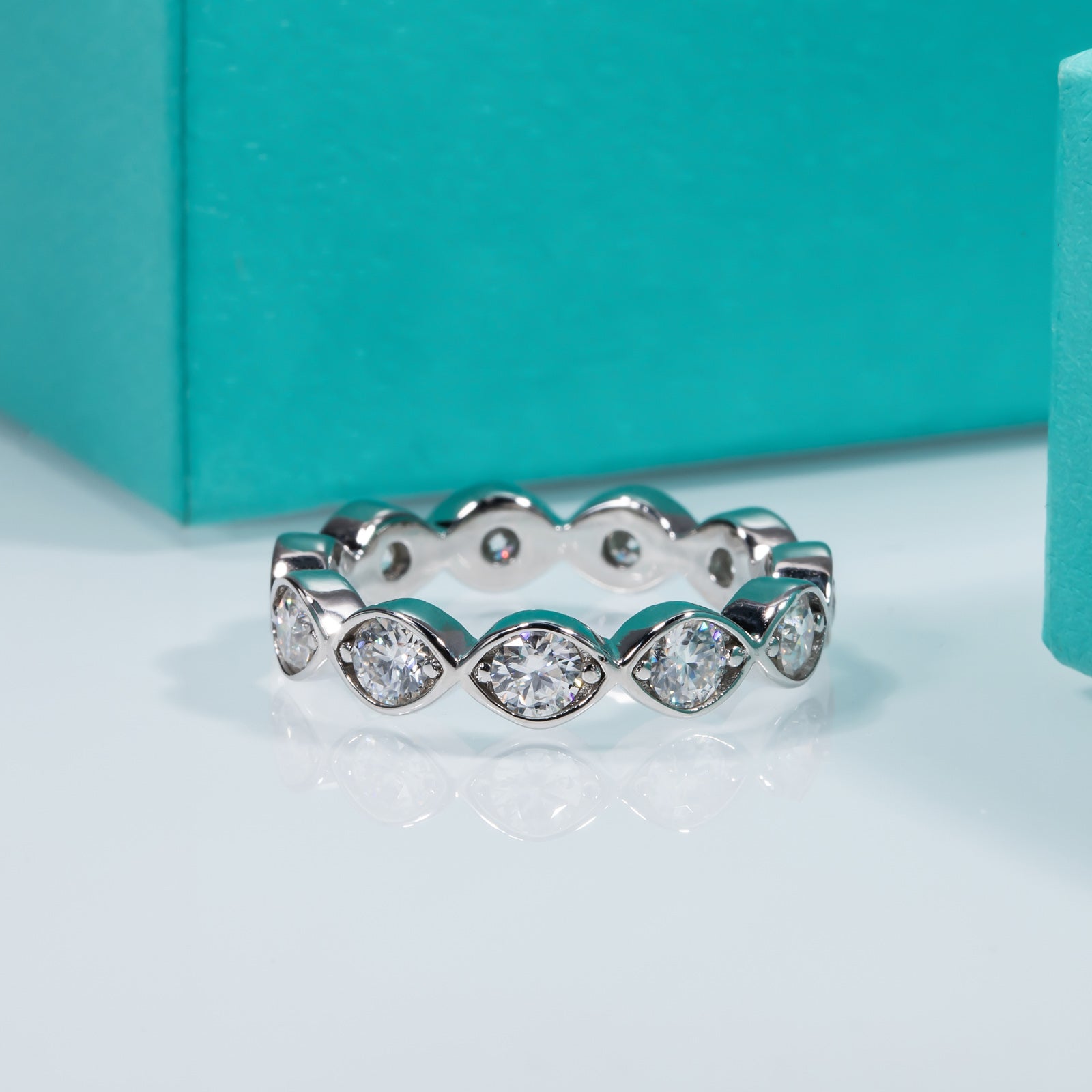 Round Cut Moissanite Wedding Band (2.2 cttw)