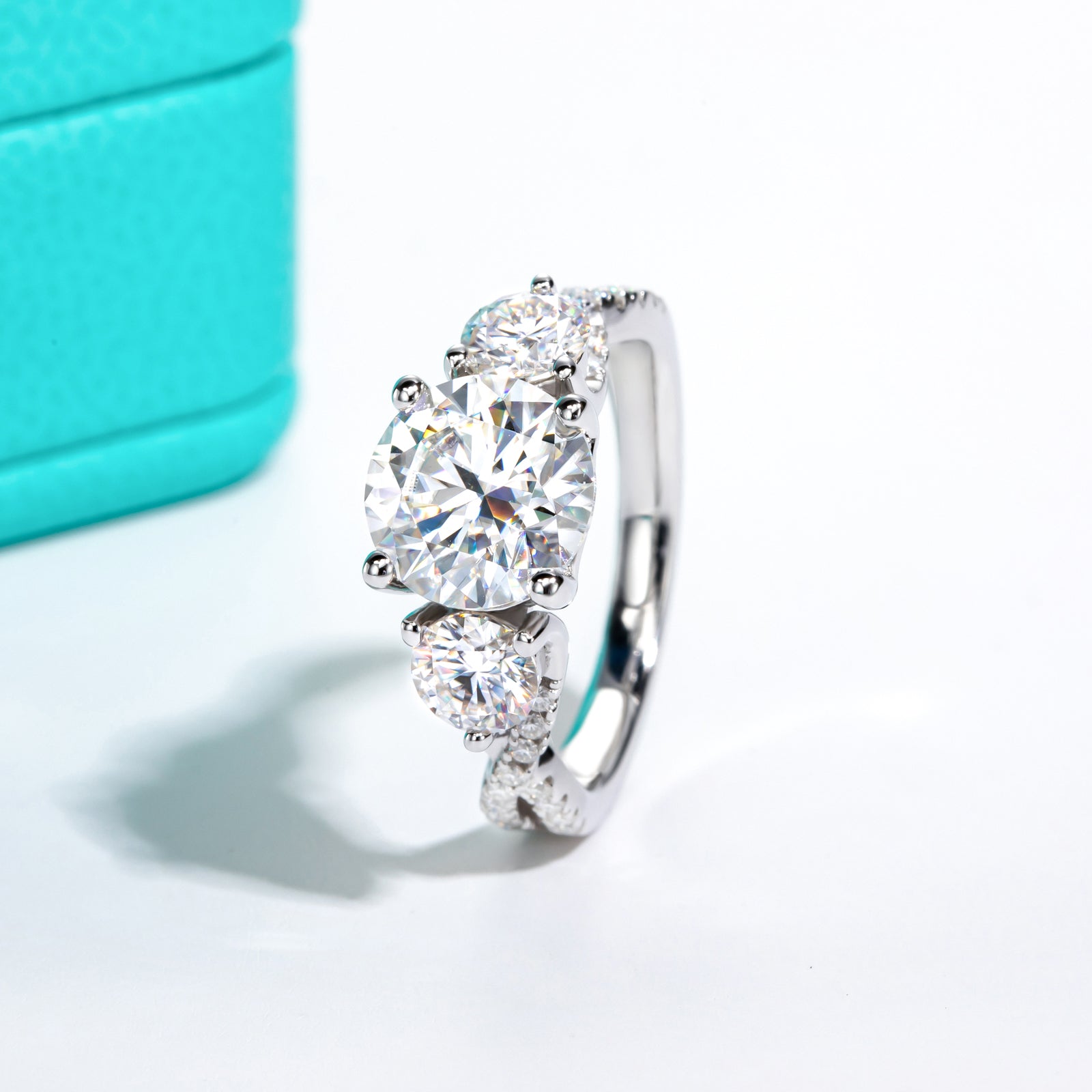 Round Cut 3 Stone Moissanite Engagement Ring (4 cttw)