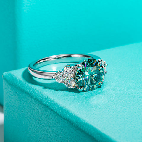 Light Blue Gem Moissanite Diamond Engagement Ring (3.6ct. tw)