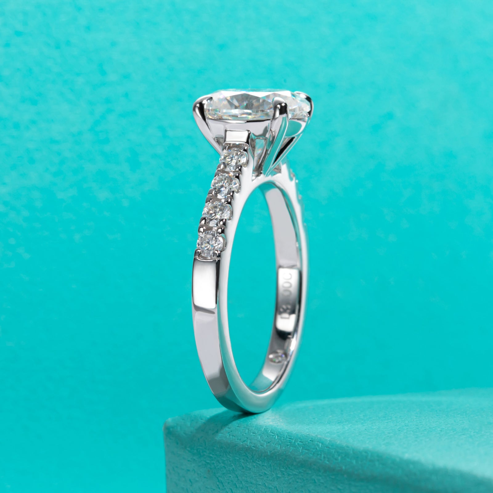 Oval Cut Pavé Moissanite Engagement Ring (4.25 cttw)