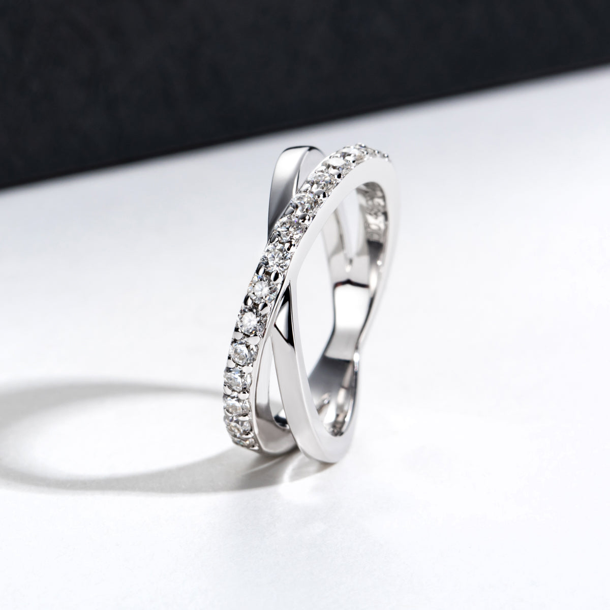 S925 Silver 2.0mm Moissanite X Cross Ring