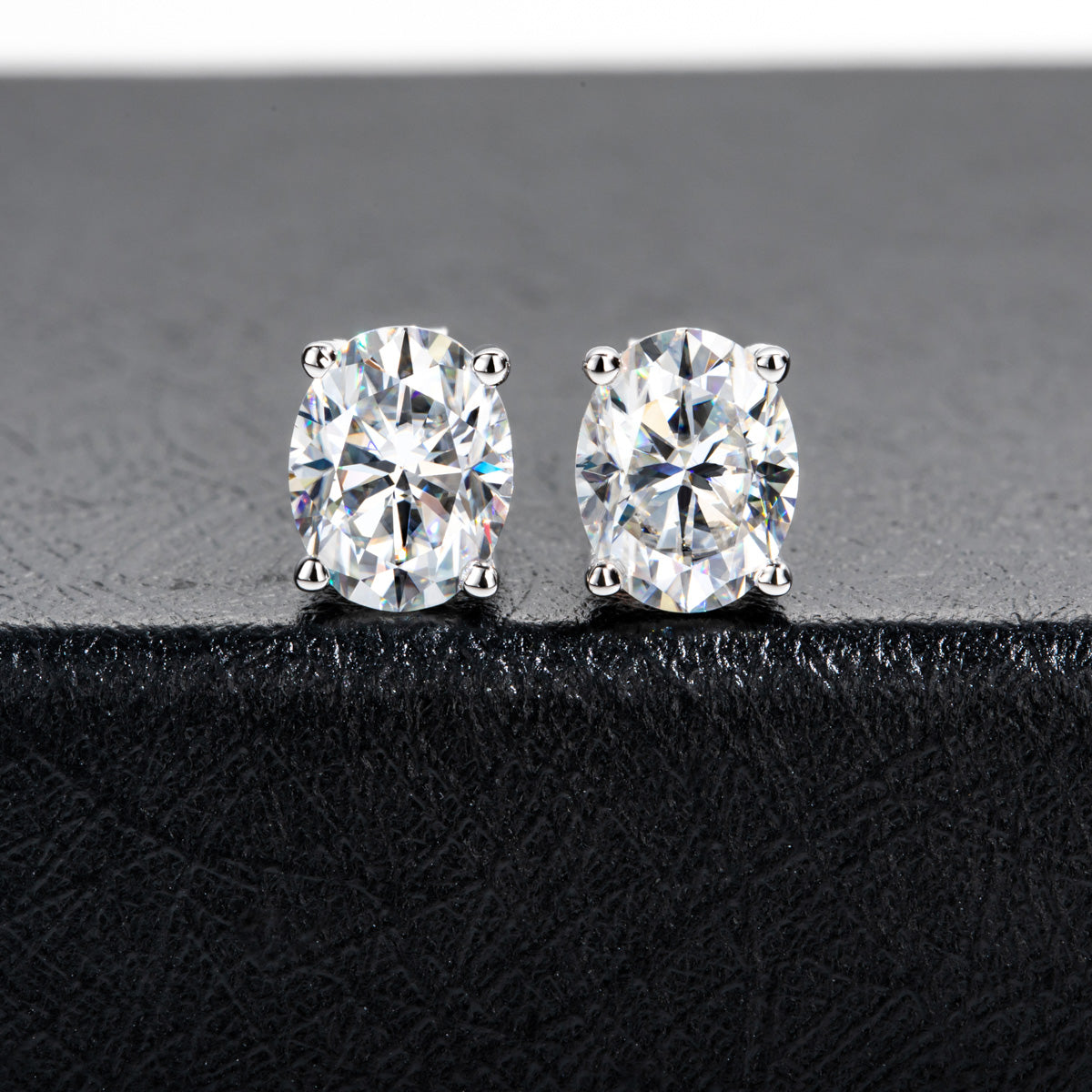 10K Gold 5×7mm Oval Moissanite Stud Earrings 1CT Total