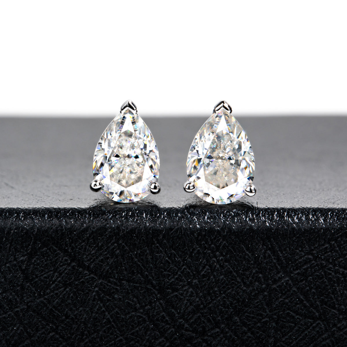 10K Gold Pear Ice Flower Cut Moissanite Stud Earrings 1.2CT