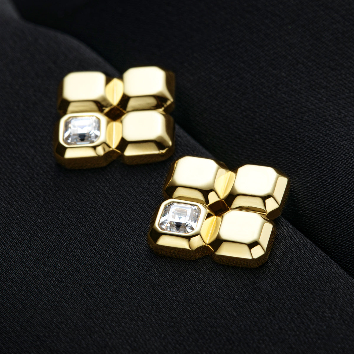 3x3mm Asscher Cut Moissanite Four Leaf Clover Stud Earrings