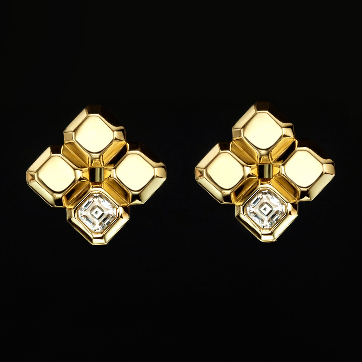 3x3mm Asscher Cut Moissanite Four Leaf Clover Stud Earrings