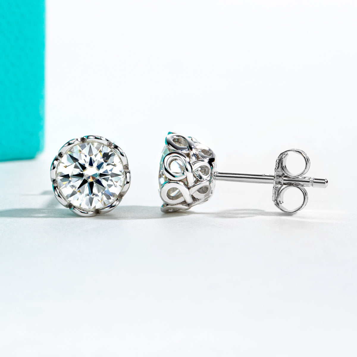 925 Sterling Silver Round Moissanite Stud Earrings