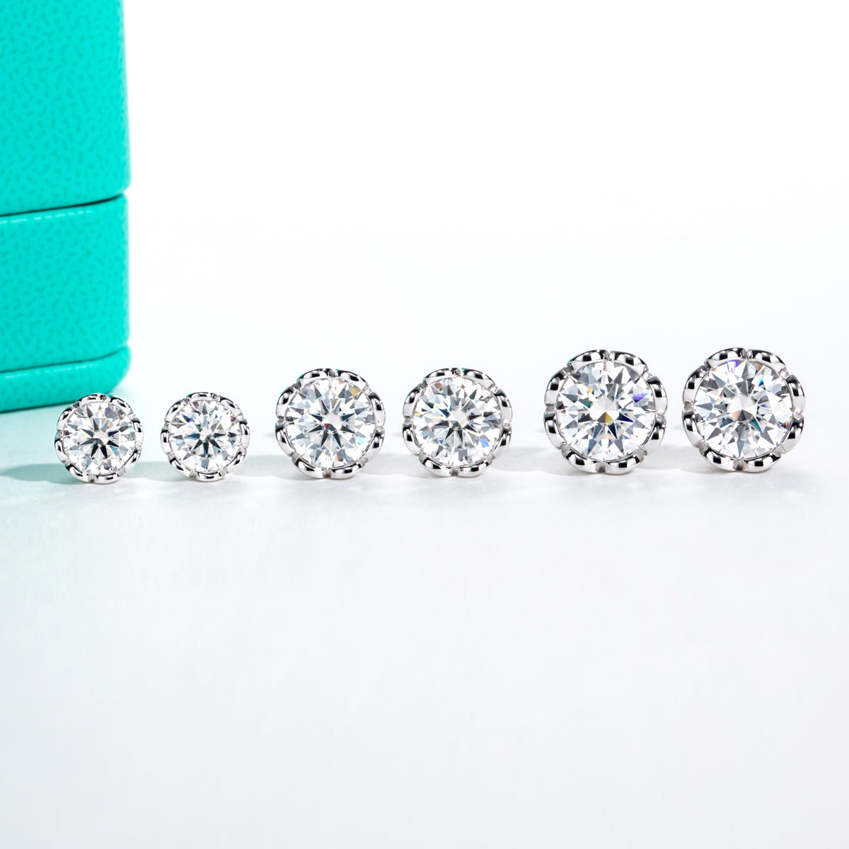 925 Sterling Silver Round Moissanite Stud Earrings