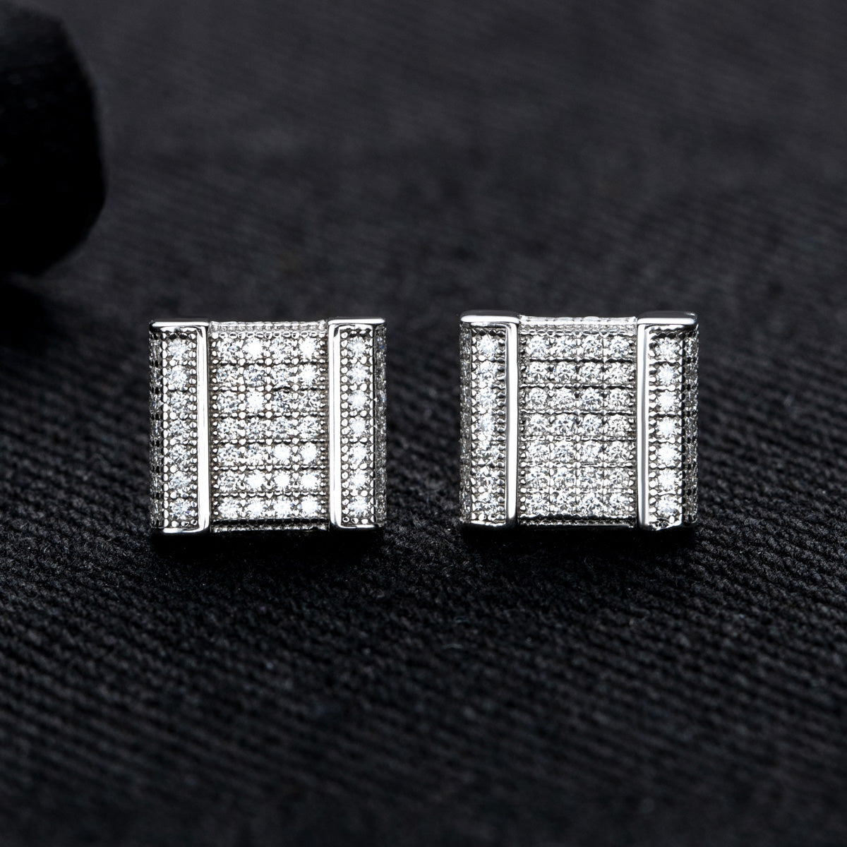 S925 Sterling Silver Round Moissanite Stud Earrings